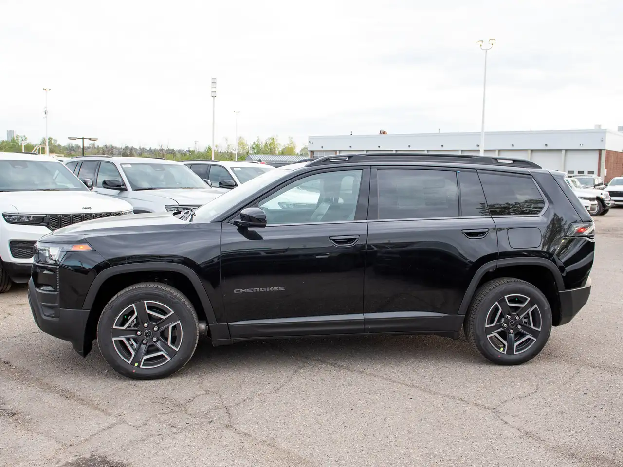 Jeep Cherokee снимка Jeep Cherokee