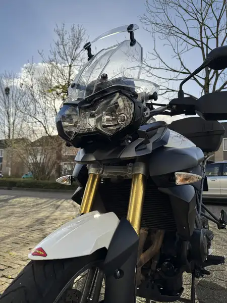 Triumph Tiger 800 - foto 3