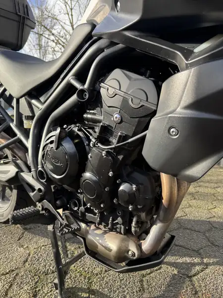 Triumph Tiger 800 - foto 5