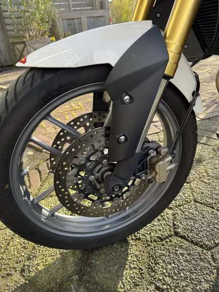 Triumph Tiger 800 - foto 6