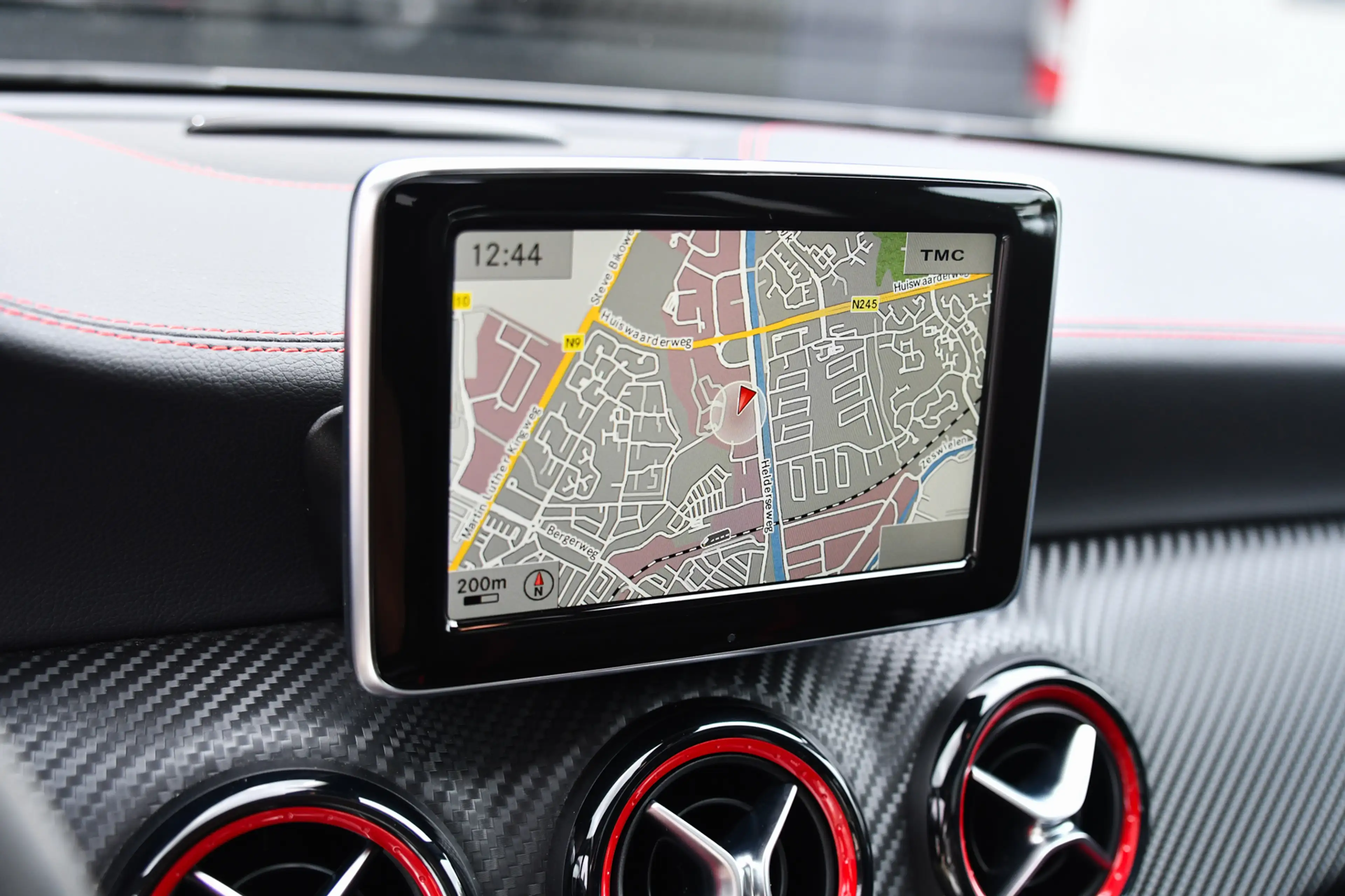 Mercedes-Benz A 45 AMG 4MATIC, Schaalstoelen, Pano, Memory, Camera, Harma — photo 28