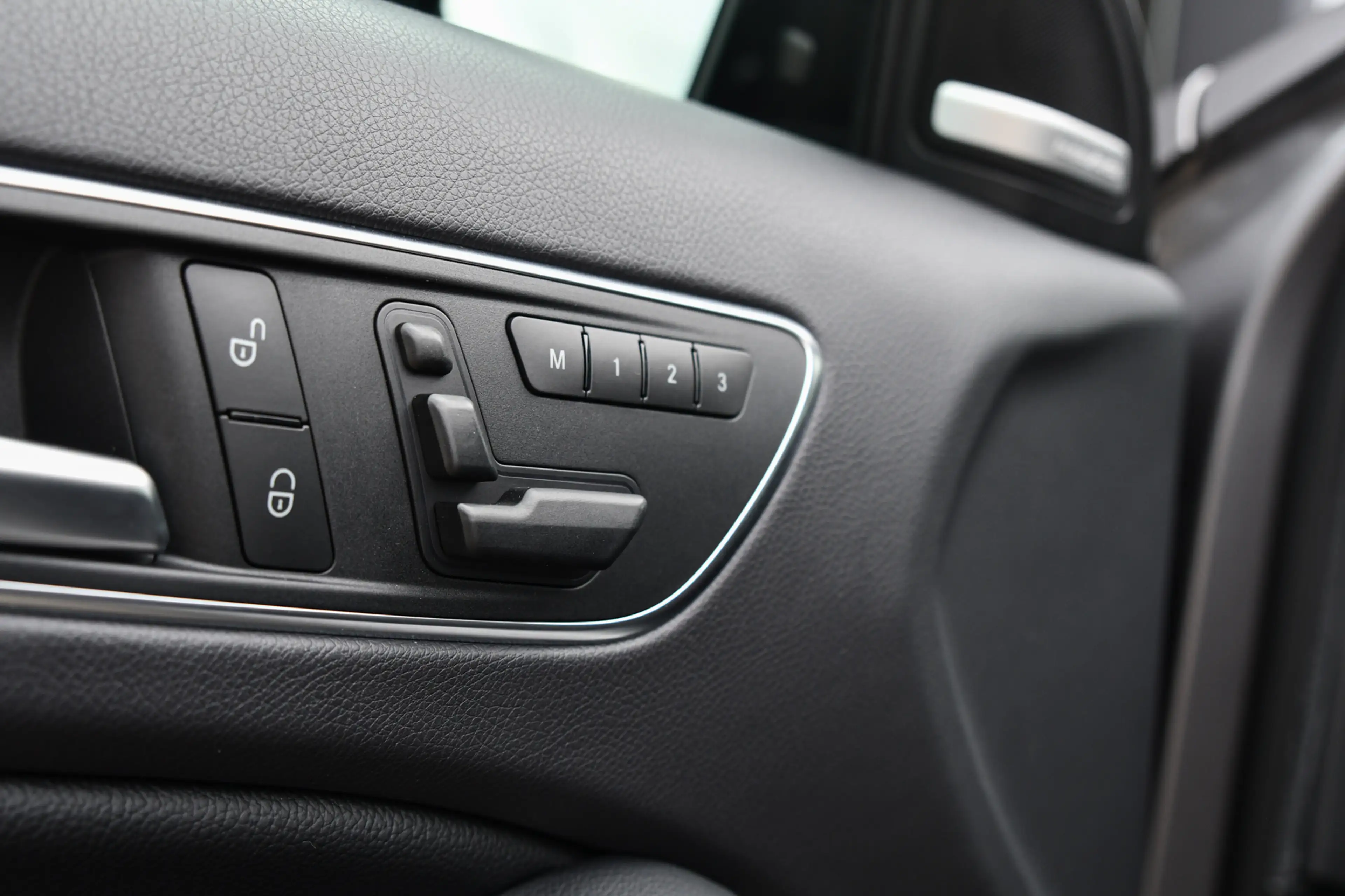 Mercedes-Benz A 45 AMG 4MATIC, Schaalstoelen, Pano, Memory, Camera, Harma — photo 15