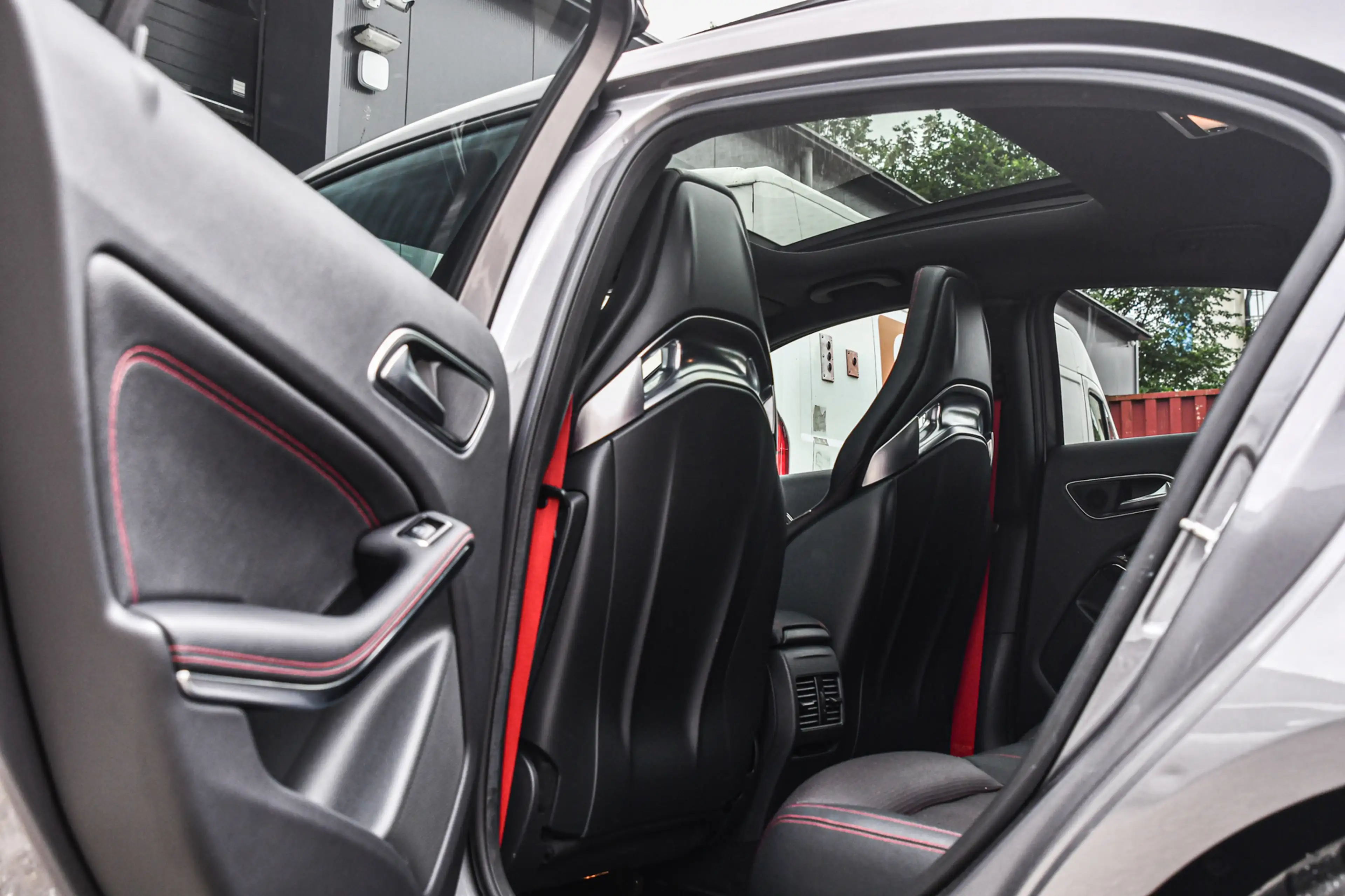 Mercedes-Benz A 45 AMG 4MATIC, Schaalstoelen, Pano, Memory, Camera, Harma — photo 9