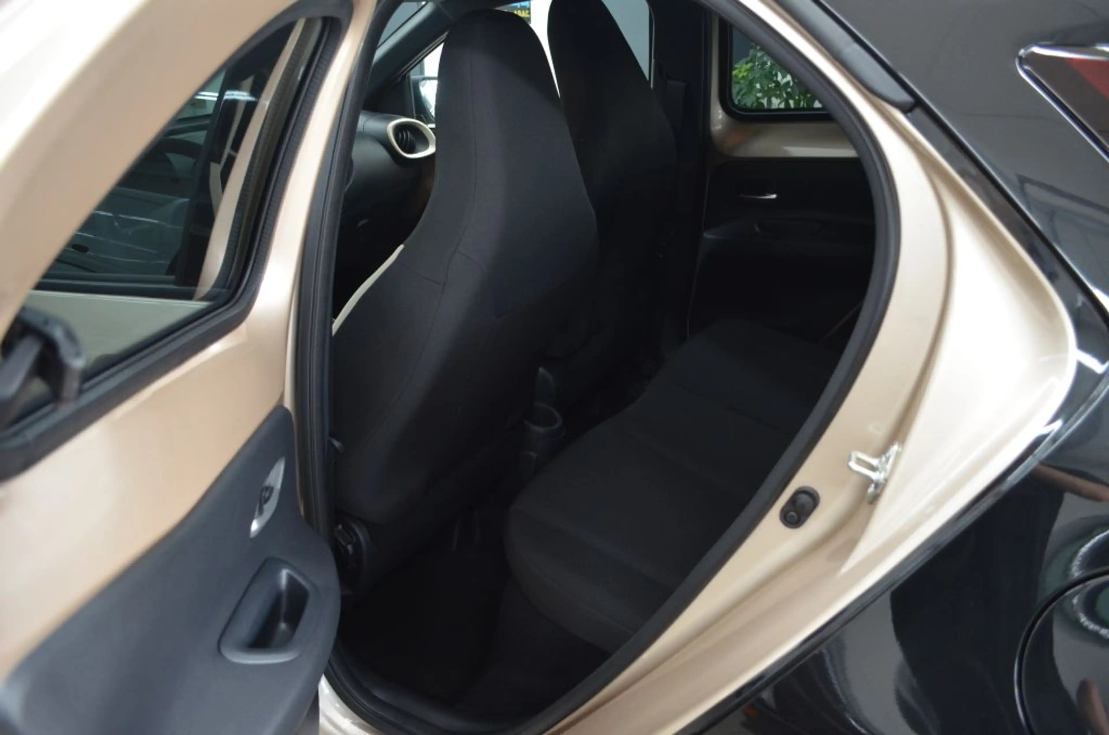 Toyota Aygo X X Pulse*Alufelge*SHZ*Autom. — photo 11