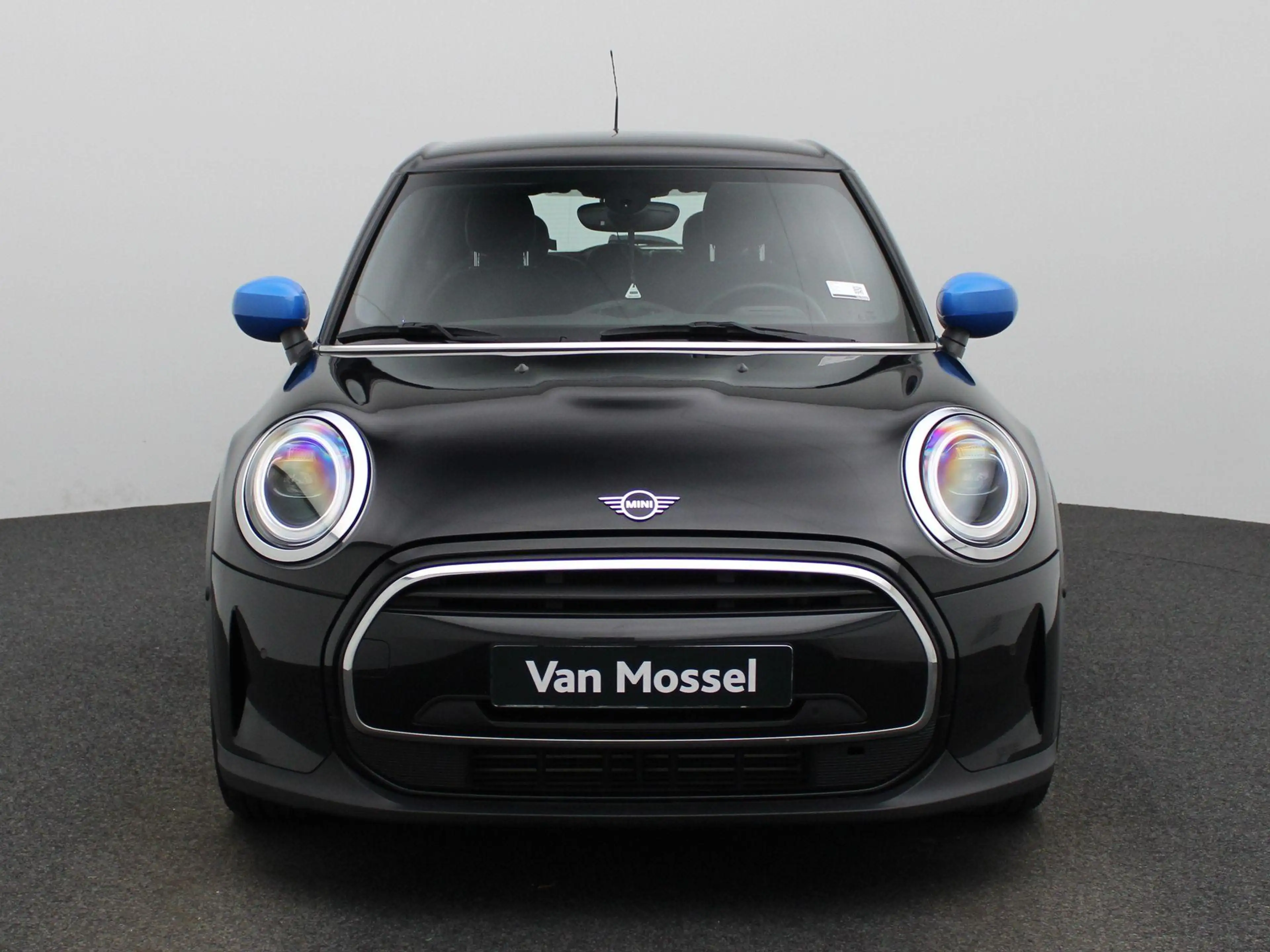 MINI One Mini 5 door LED | NAVI | ECC — photo 3