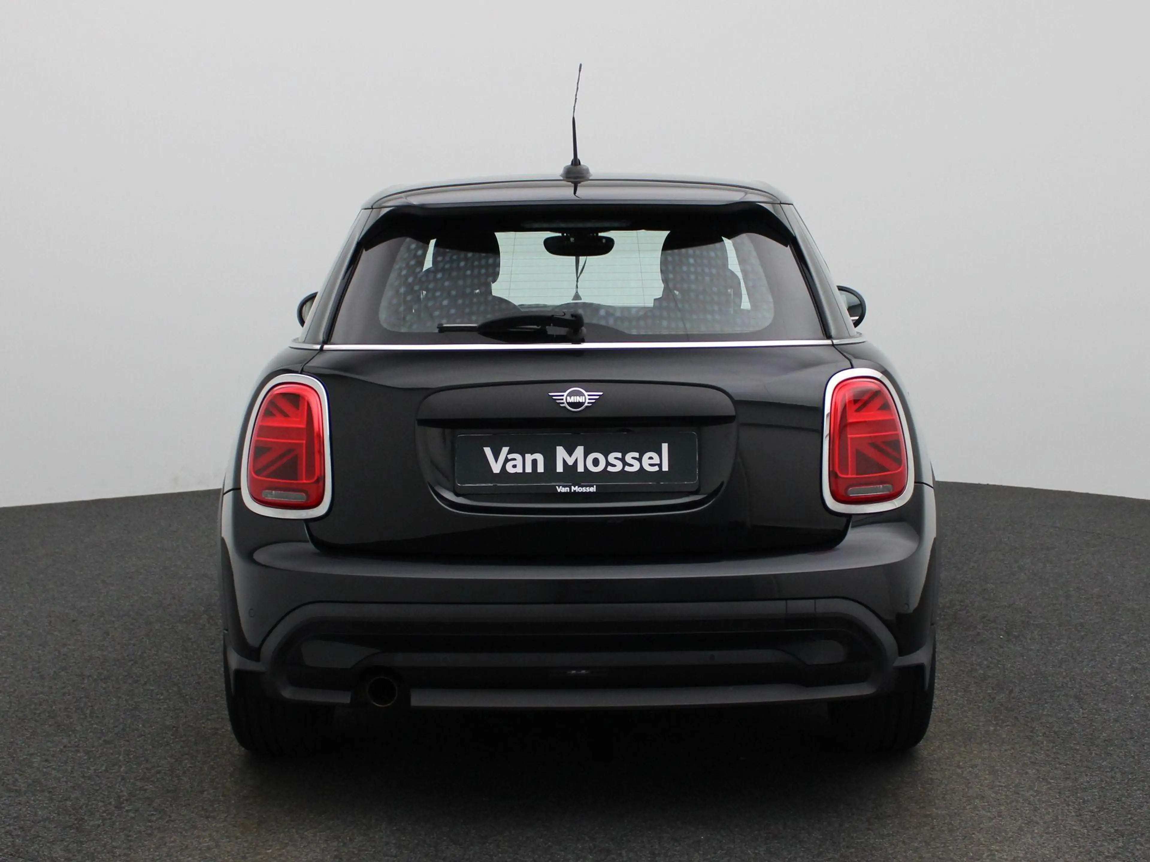 MINI One Mini 5 door LED | NAVI | ECC — photo 5