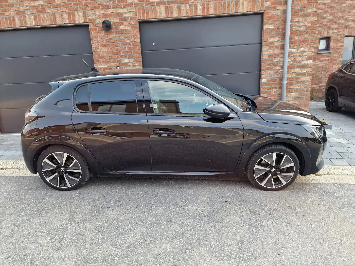 Peugeot e-208 50 kWh GT Pack - 2