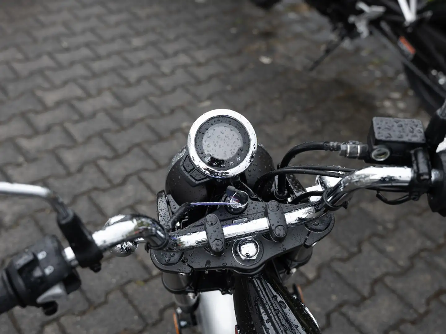 Honda DAX ST 125 LED SCHEINWERFER Zwart - 2