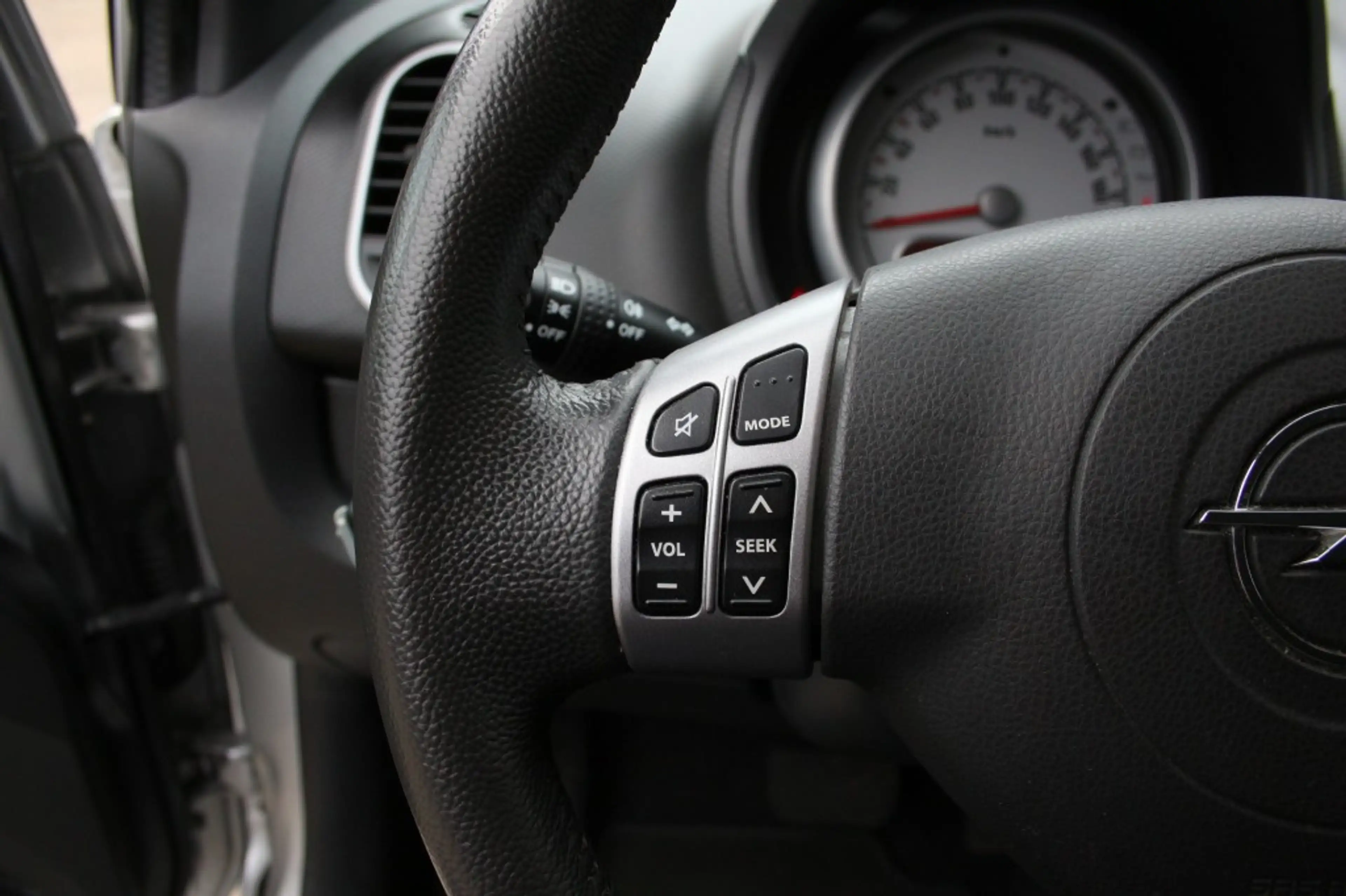 Opel Agila 1.2 Edition, Automaat, Lichtm velgen — photo 18