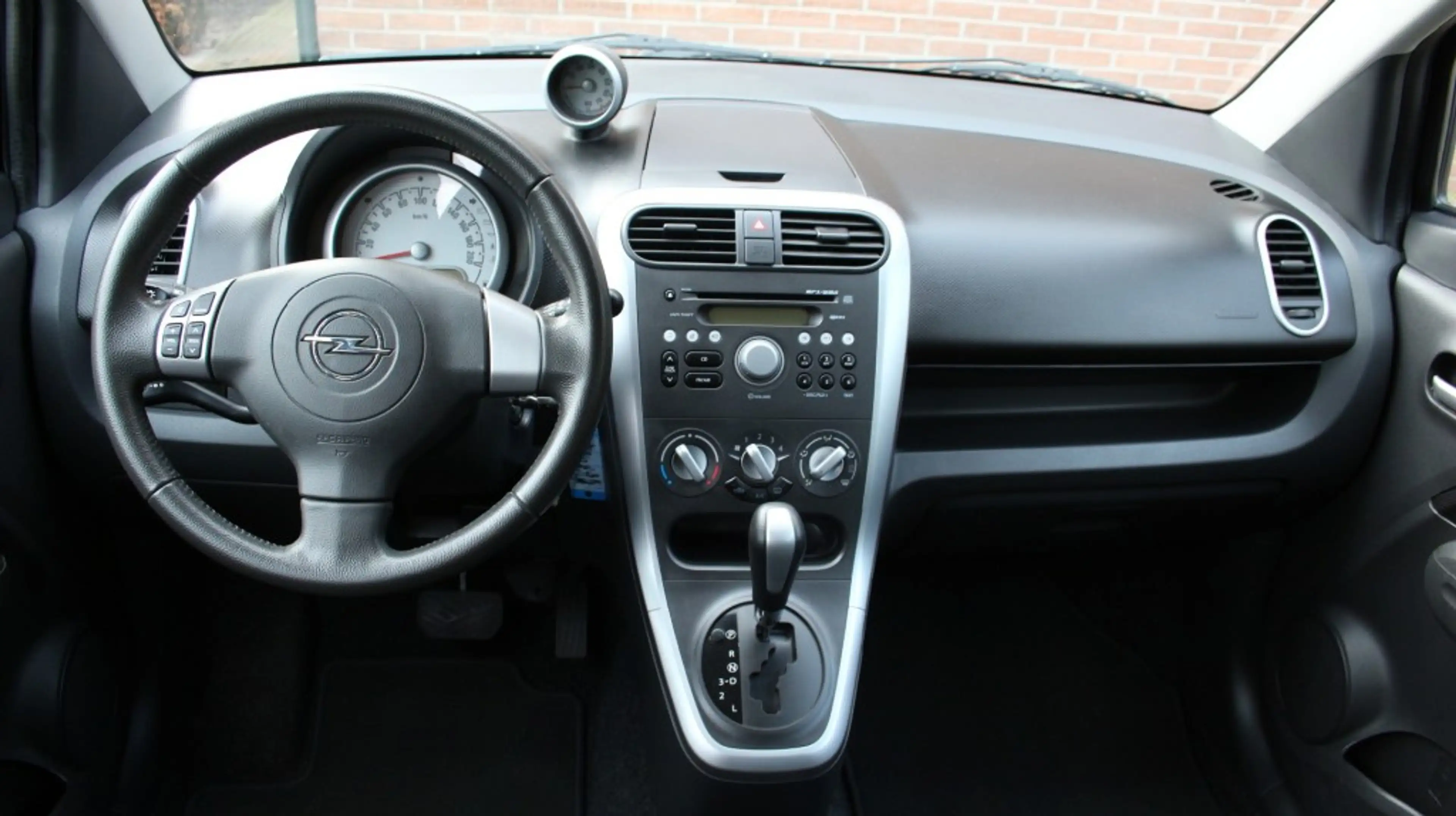 Opel Agila 1.2 Edition, Automaat, Lichtm velgen — photo 6