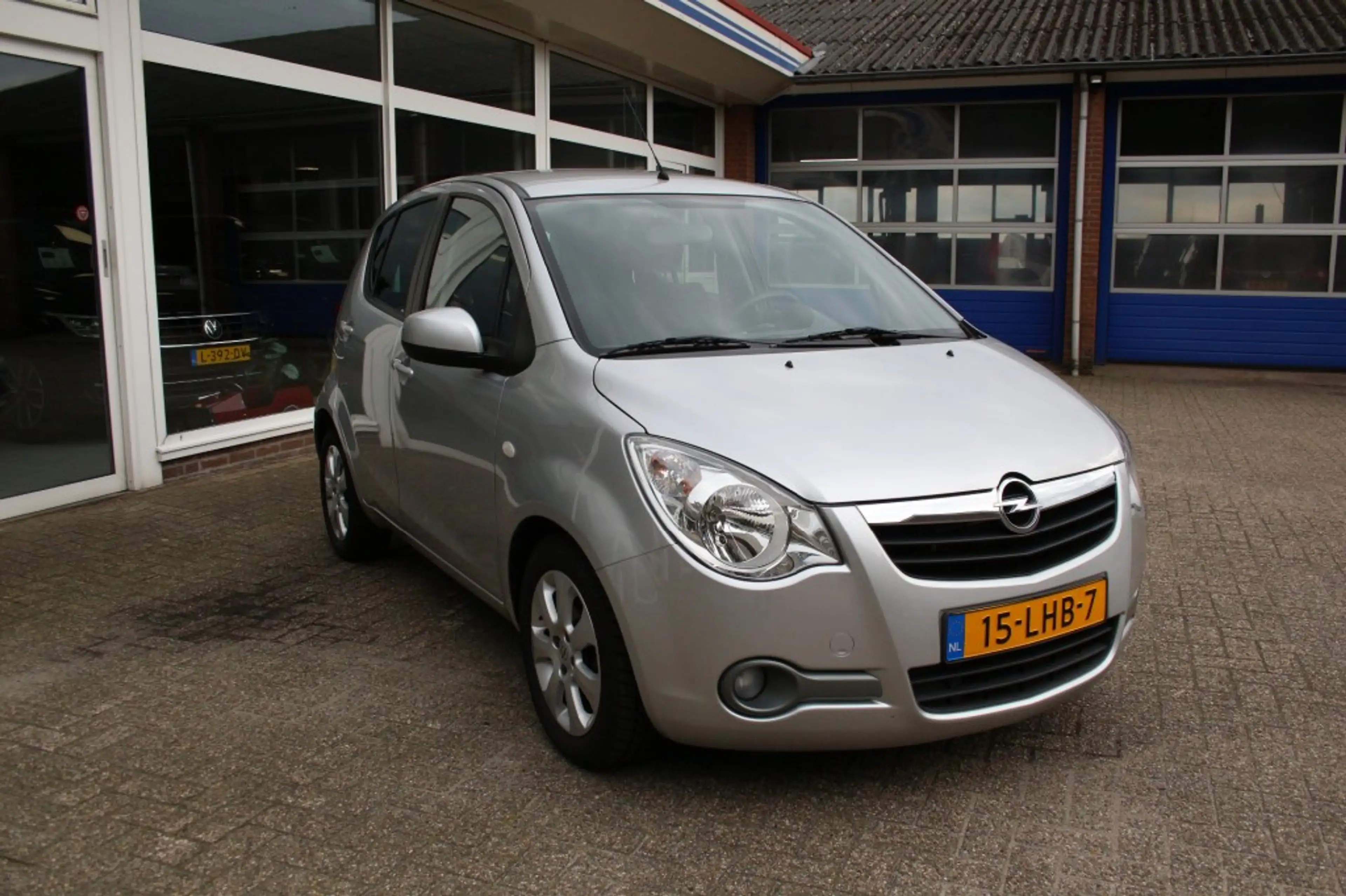 Opel Agila 1.2 Edition, Automaat, Lichtm velgen — photo 4