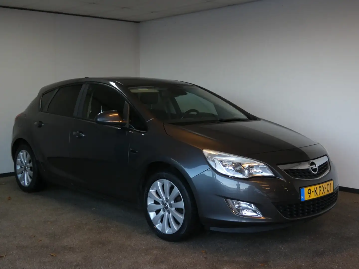 Opel Astra 1.4 Turbo Sport Gris - 2
