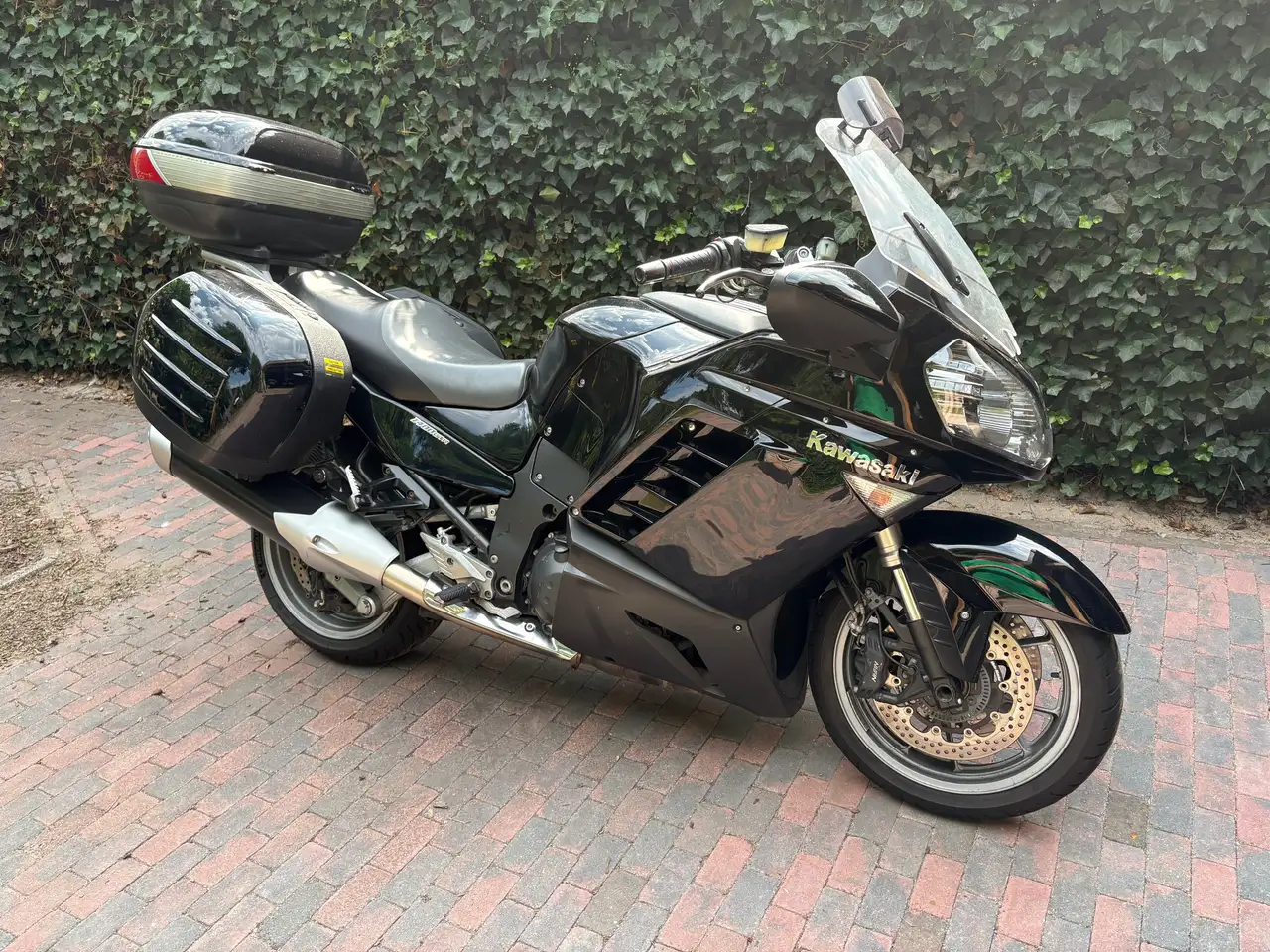 Kawasaki GTR 1400