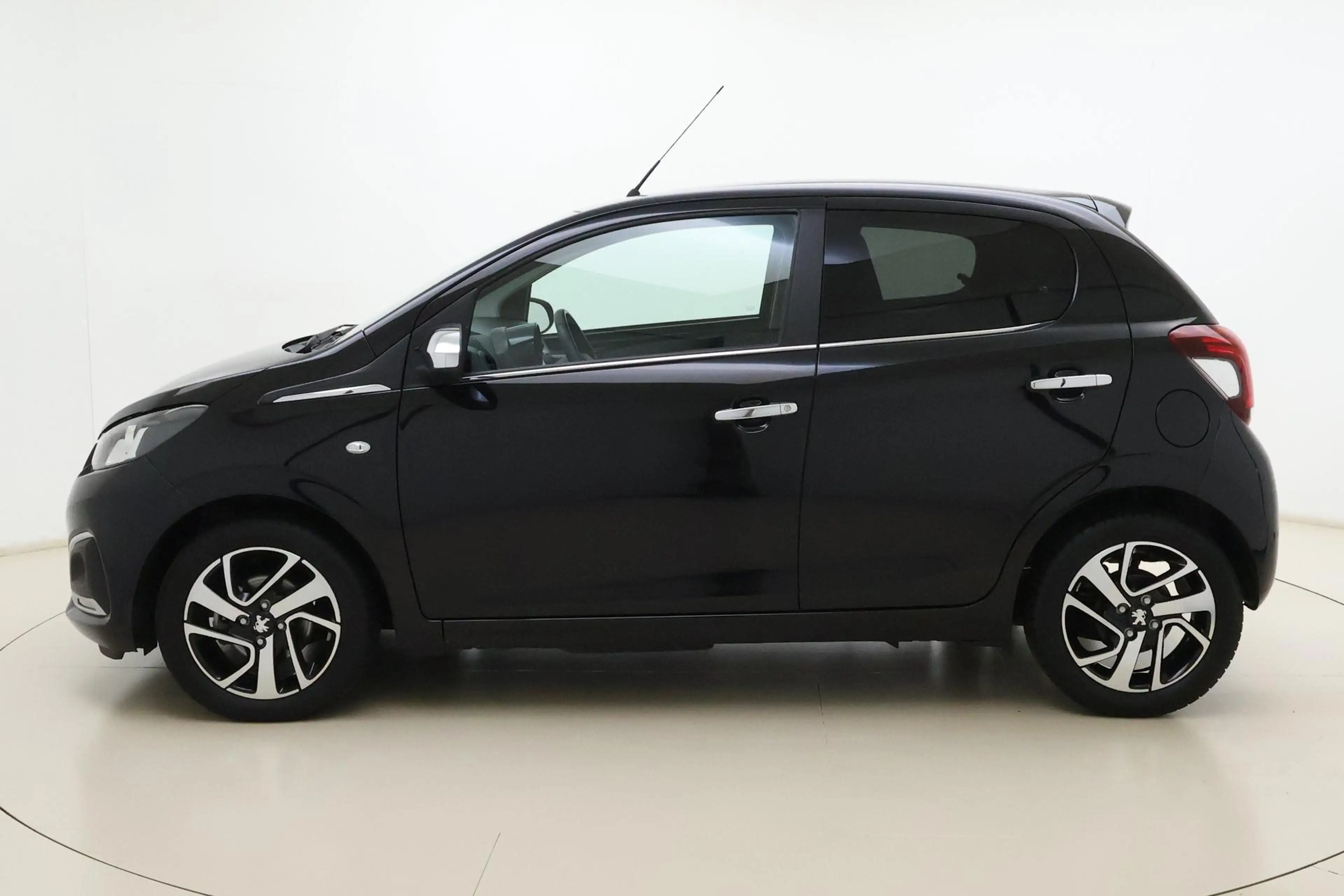 Peugeot 108 1.0 e-VTi Allure 72pk | Climate Control | Lm Velge — photo 6