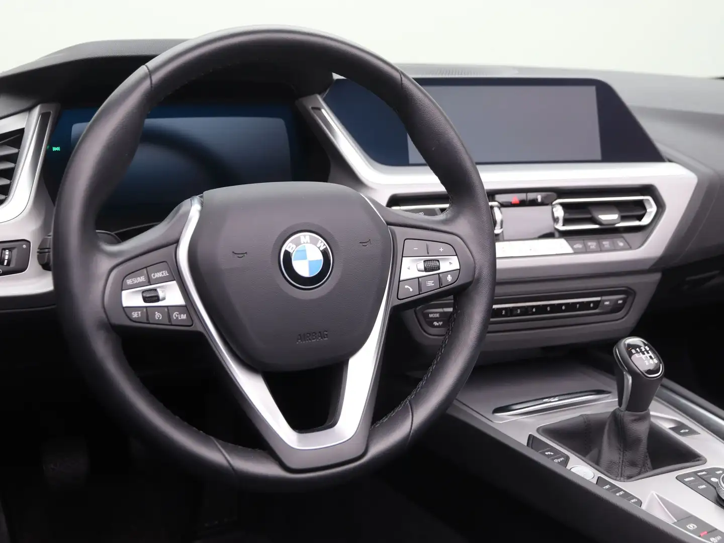 BMW Z4 sDrive20i High Executive Zwart - 2