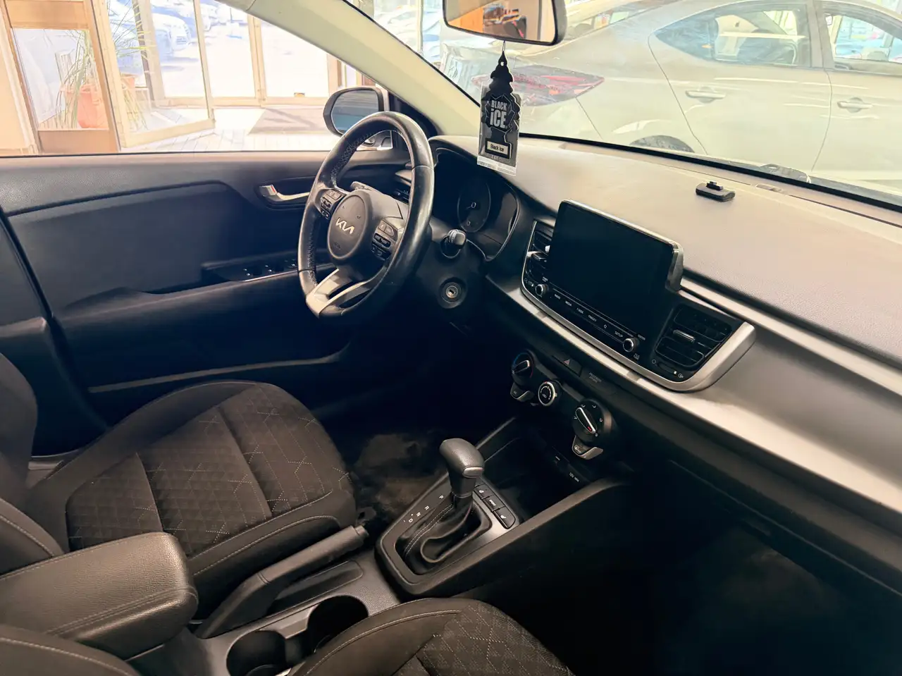 Kia Rio снимка Kia Rio