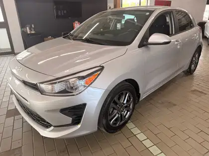 Silver 2023 Kia Rio5 LX Premium Wagon FWD Wagon 6-Speed Manual