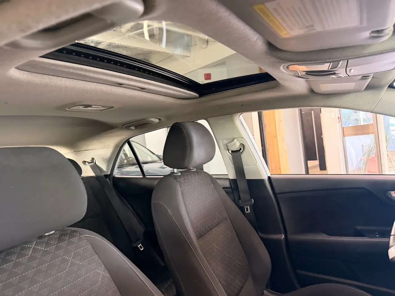 Kia Rio снимка Kia Rio