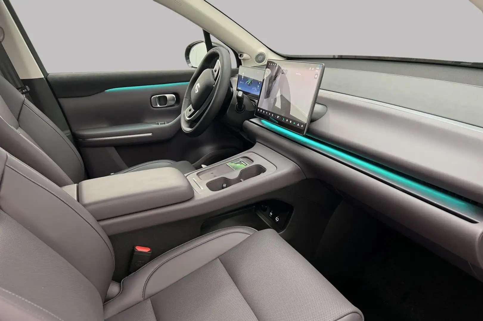 Leapmotor C10 DESIGN + WALLBOX GRATIS Verde - 2