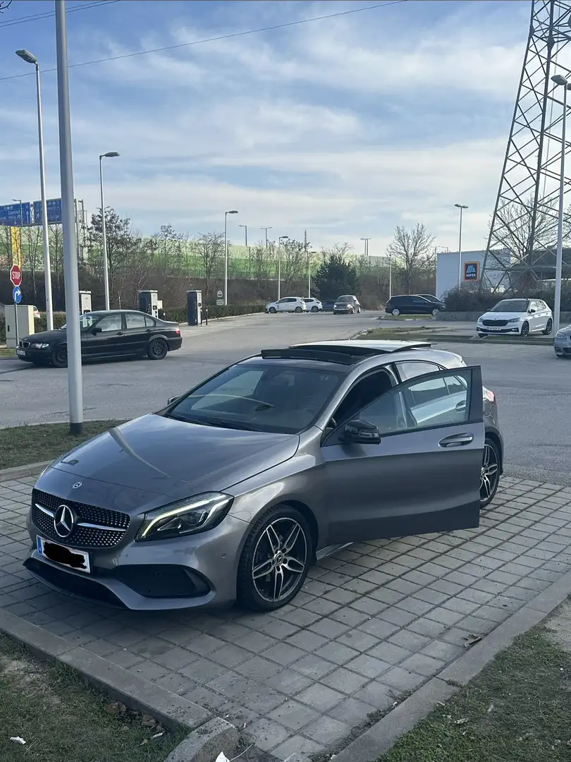 Mercedes-Benz A 180 A-klasse • AMG-paket / PANORAMA - 1