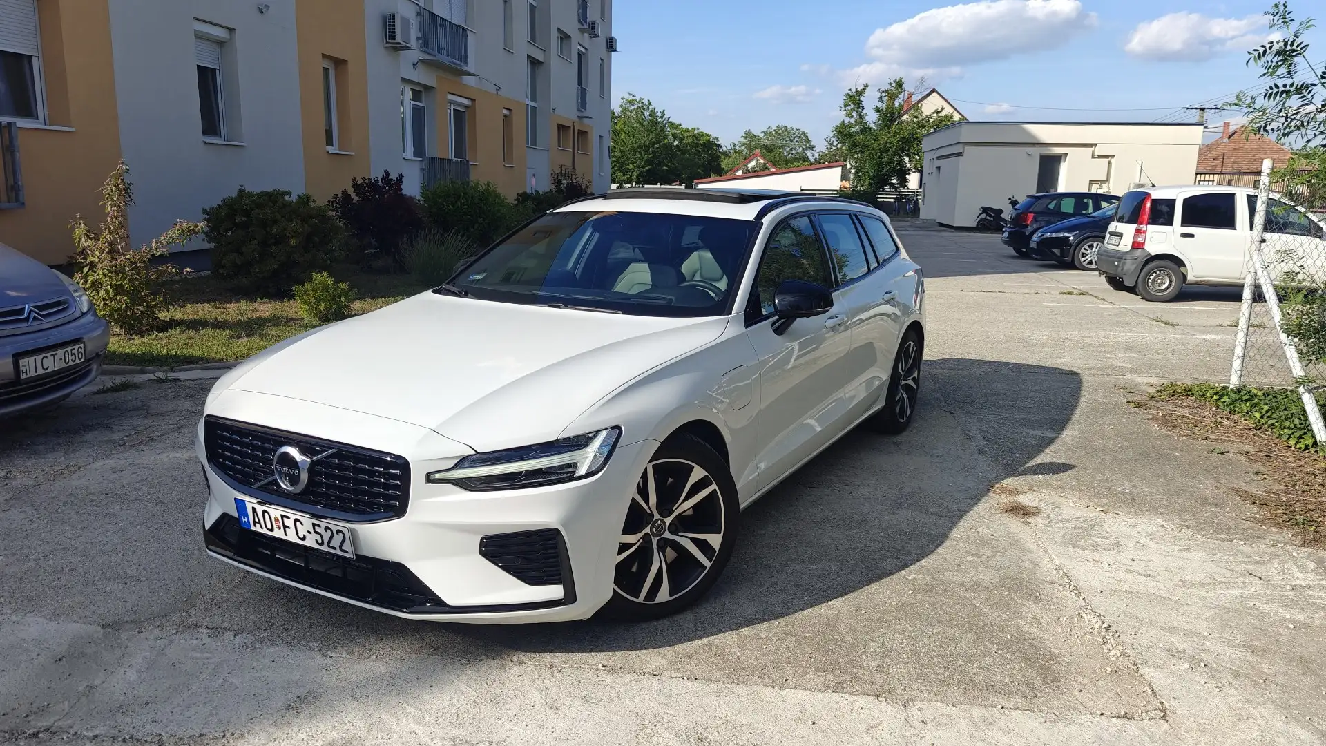 Volvo V60 T8 AWD Recharge Geartronic RDesign - 2