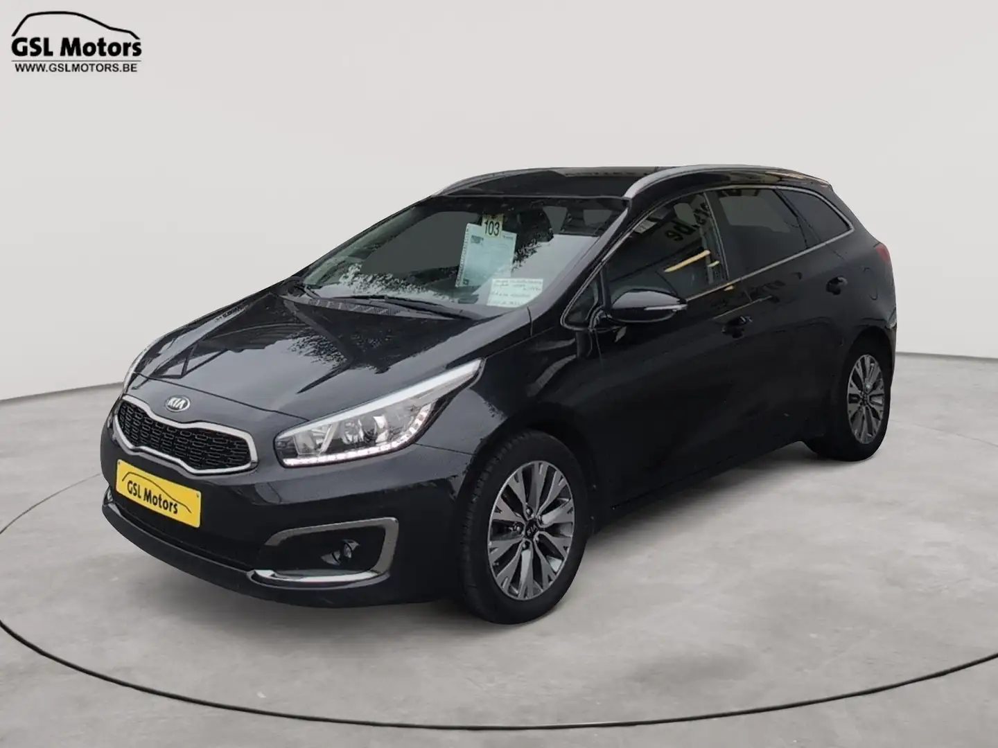 Kia Ceed SW / cee'd SW break 1.6CRDi 110cv noir 02/16 Airco GPS Caméra Noir - 1