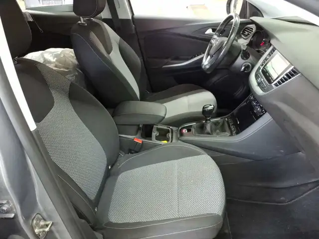 Opel Grandland X view 8