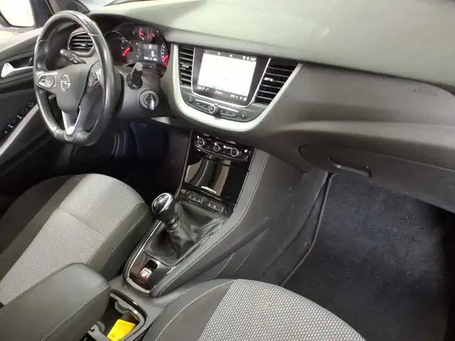 Opel Grandland X view 9