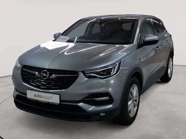 Opel Grandland X view 2