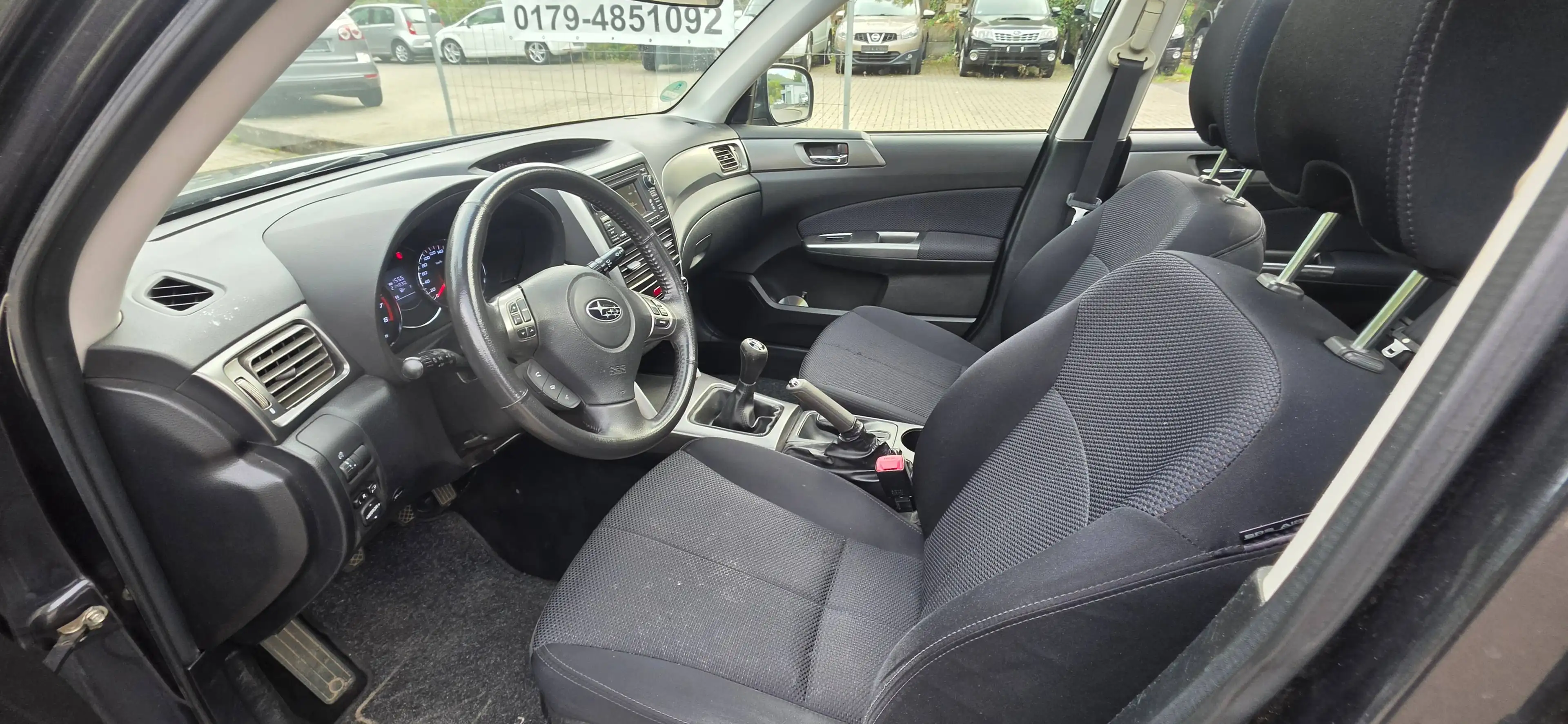 Subaru Forester Comfort 4x4!Xenon!Panorama!Kamera!Tüv neu! — photo 5