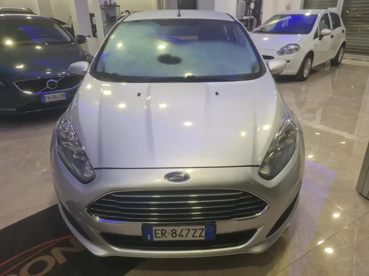 Ford Fiesta Fiesta VI 2013 5p 1.2 60cv Argento - 1