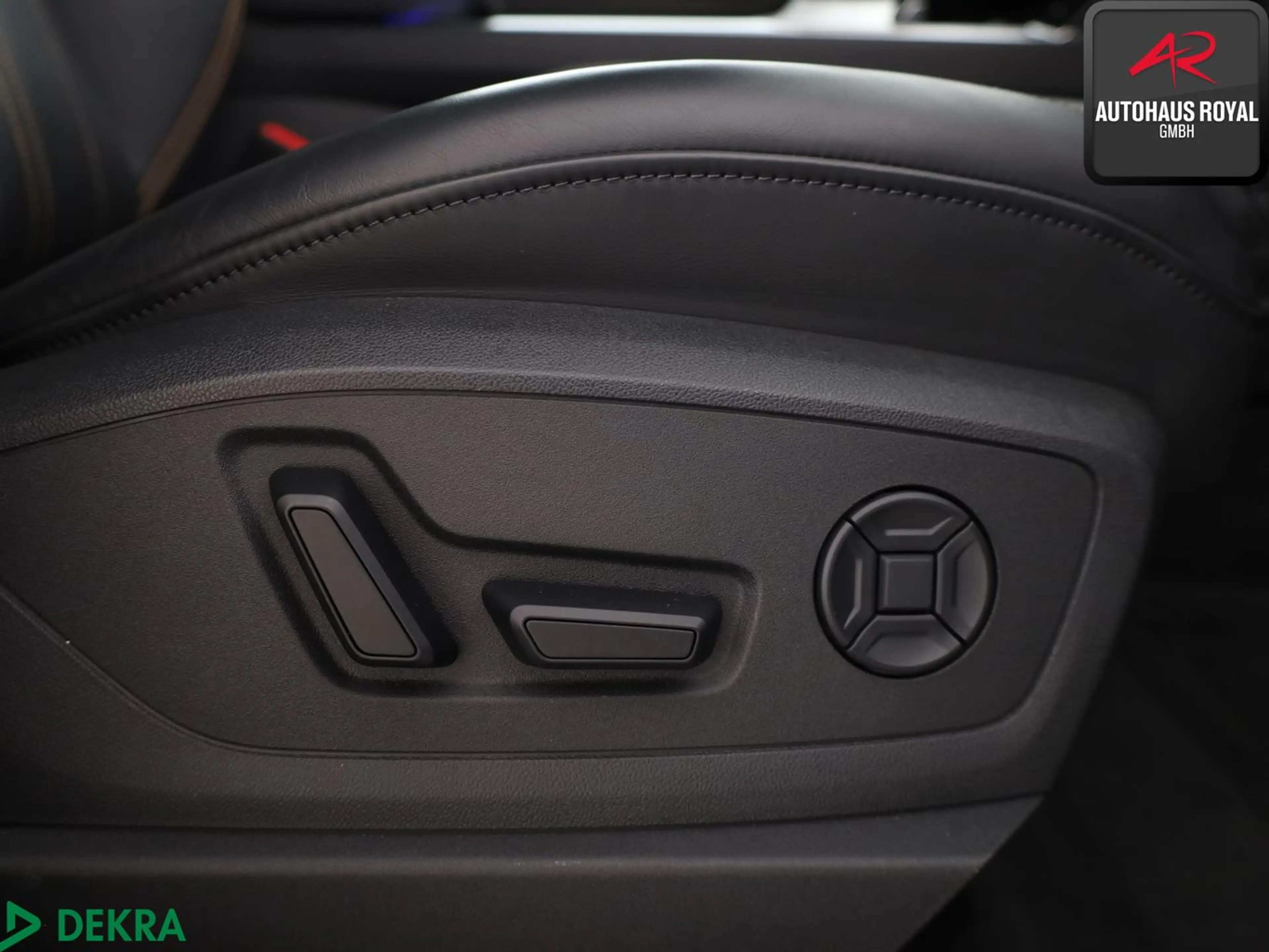 Audi e-tron 55 qu S LINE MATRIX,NACHTSICHT,HUD,BANG+O — photo 12