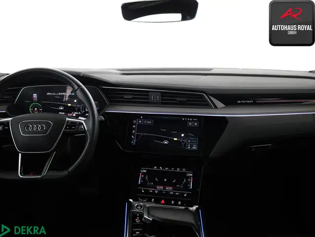 Audi E-Tron view 9