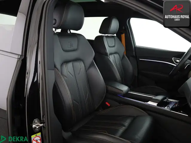 Audi E-Tron view 11