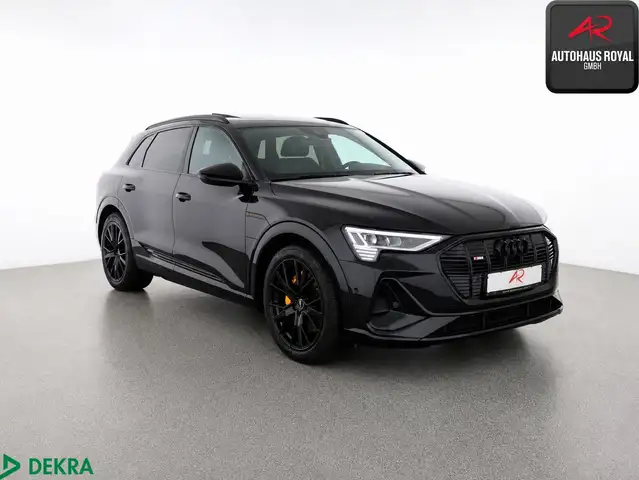 Audi E-Tron view 7