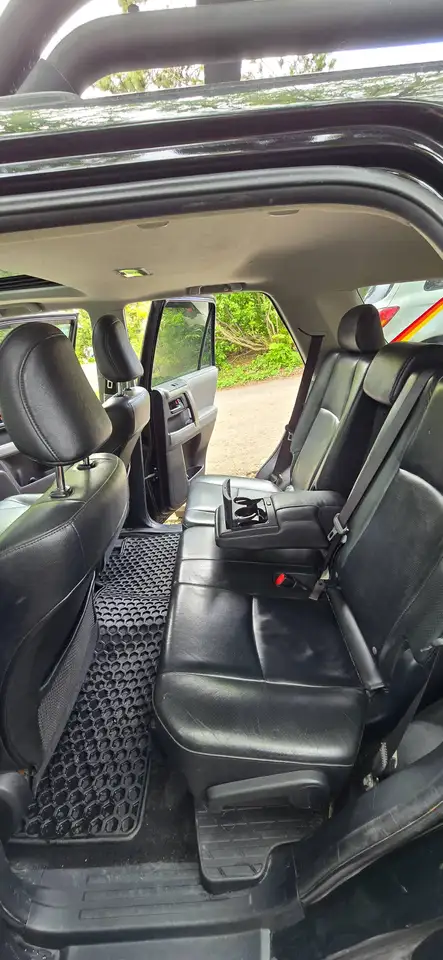 Toyota 4-Runner снимка Toyota 4-Runner