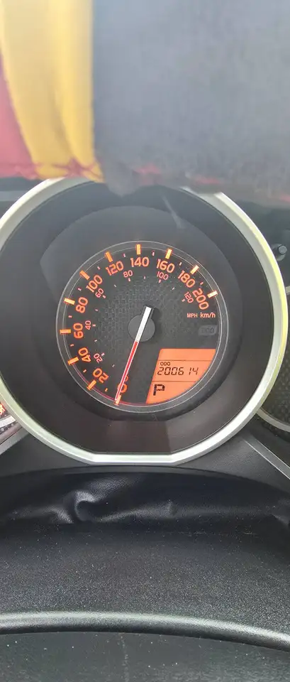 Toyota 4-Runner снимка Toyota 4-Runner