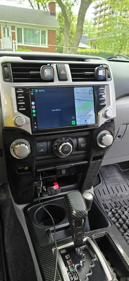 Toyota 4-Runner снимка Toyota 4-Runner