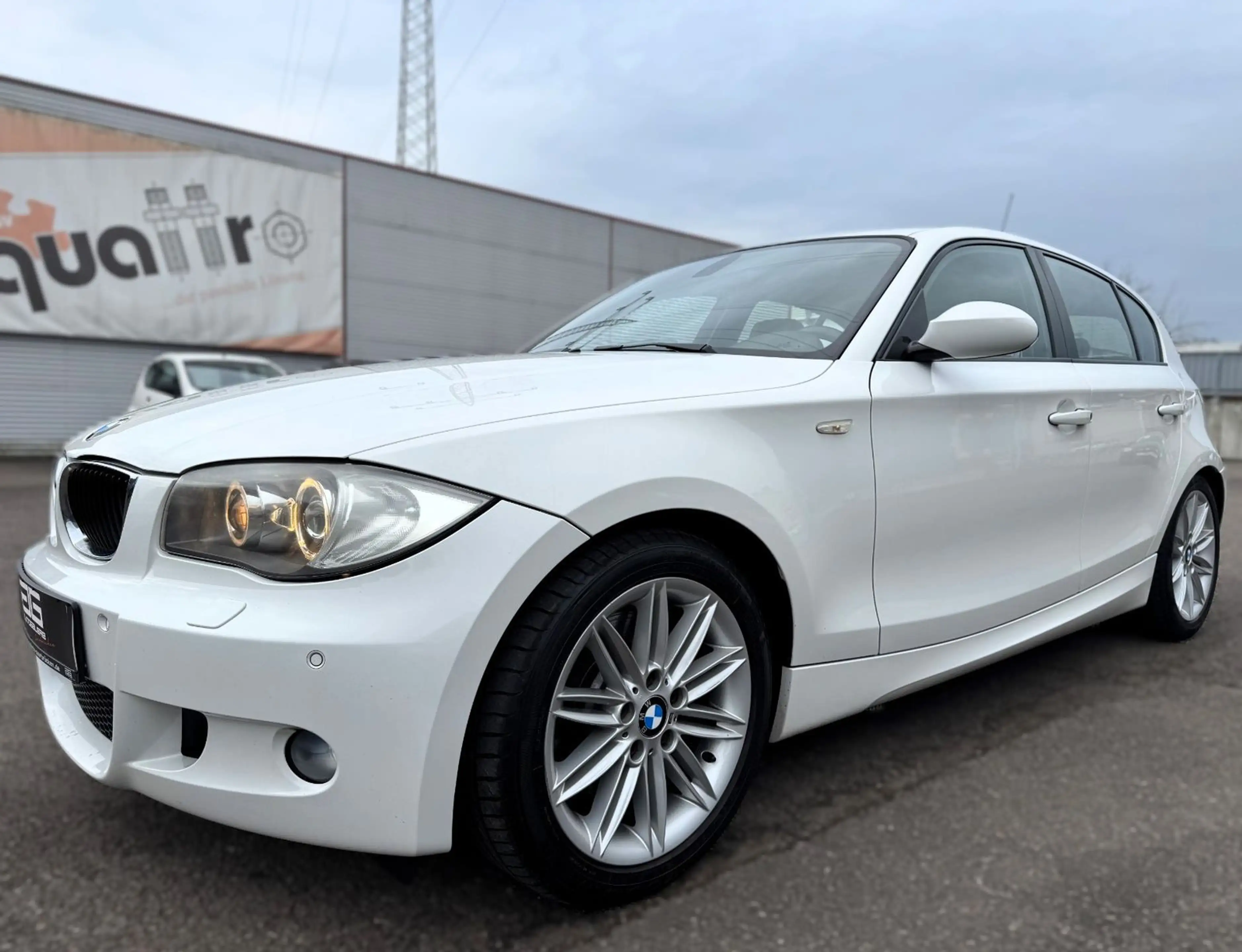 BMW 123 d M Paket *1.Hand/Bi-Xenon/Navi/Temp/5-Türig* — photo 3