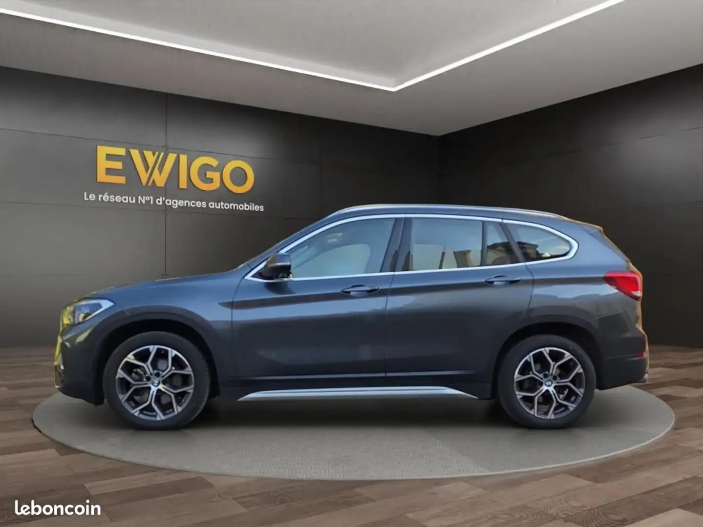 BMW X1 1.8 i 140 x-line sdrive dkg bva garantie 6 mois Grau - 2