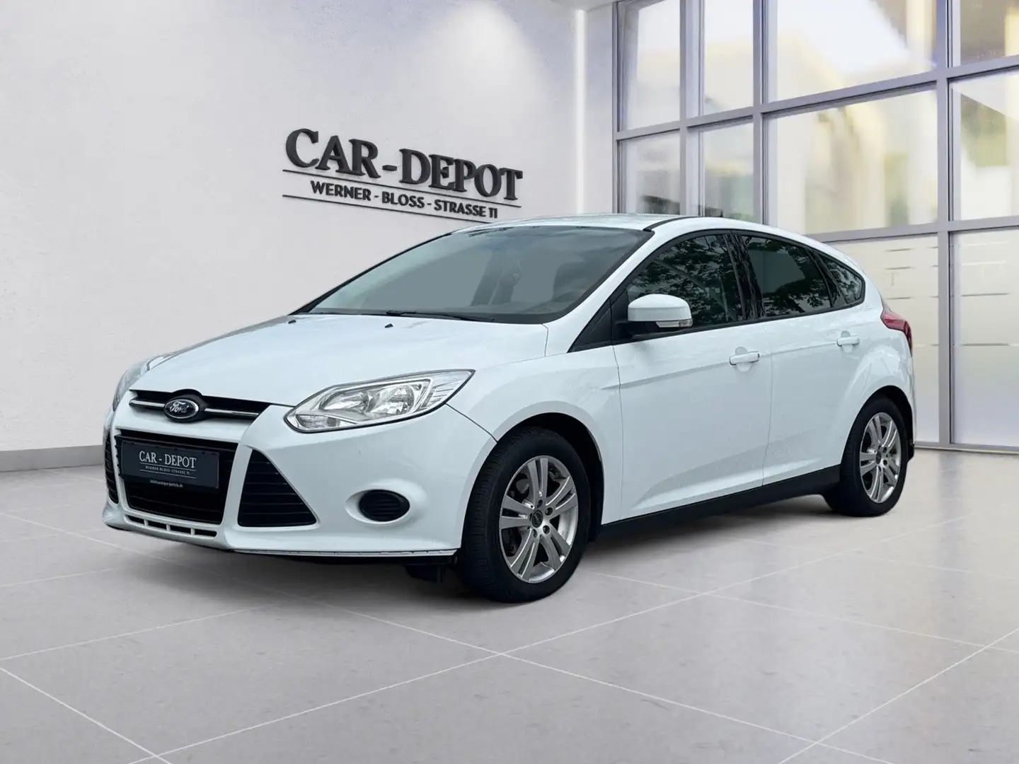 Ford Focus Lim. Trend*KLIMA*USB*1.HAND*AHK*SPORT*TÜV* Weiß - 1