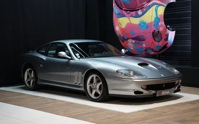Ferrari 550 V12 485cv | Grigio Titanio Intérieur Blu Scuro Sièges électriques À partir de 1349-mois