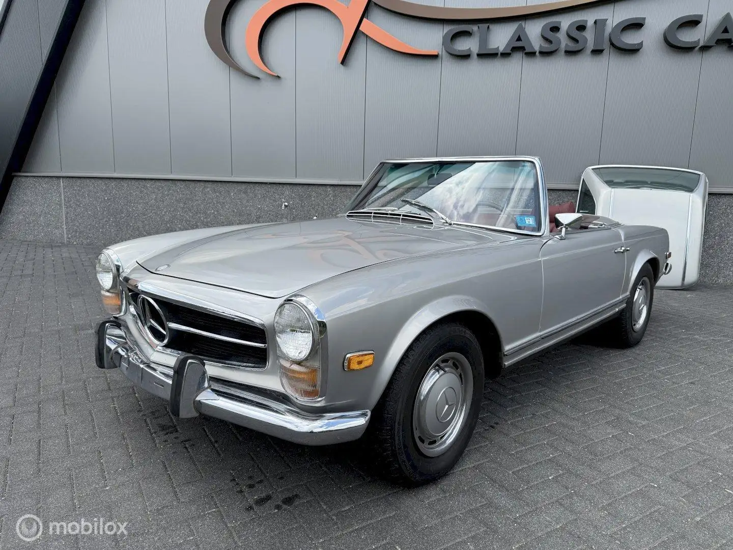 Mercedes-Benz SL 280 Pagode Ezüst - 1