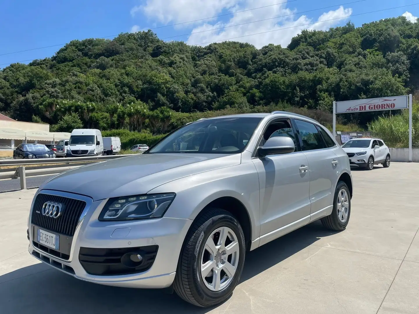 Audi Q5 Grigio - 1