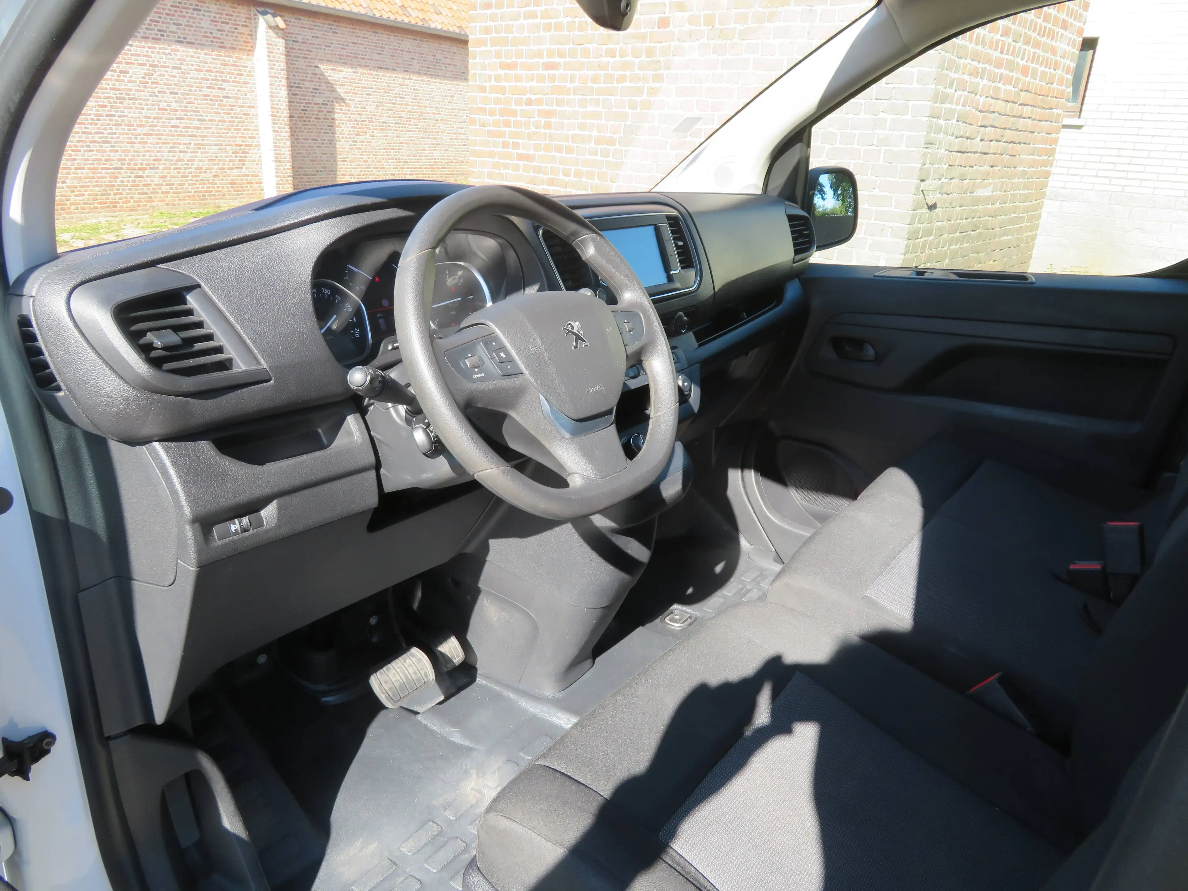 Peugeot Expert 2.0 BlueHDI - Dakdrager & ingericht - L2 — photo 12