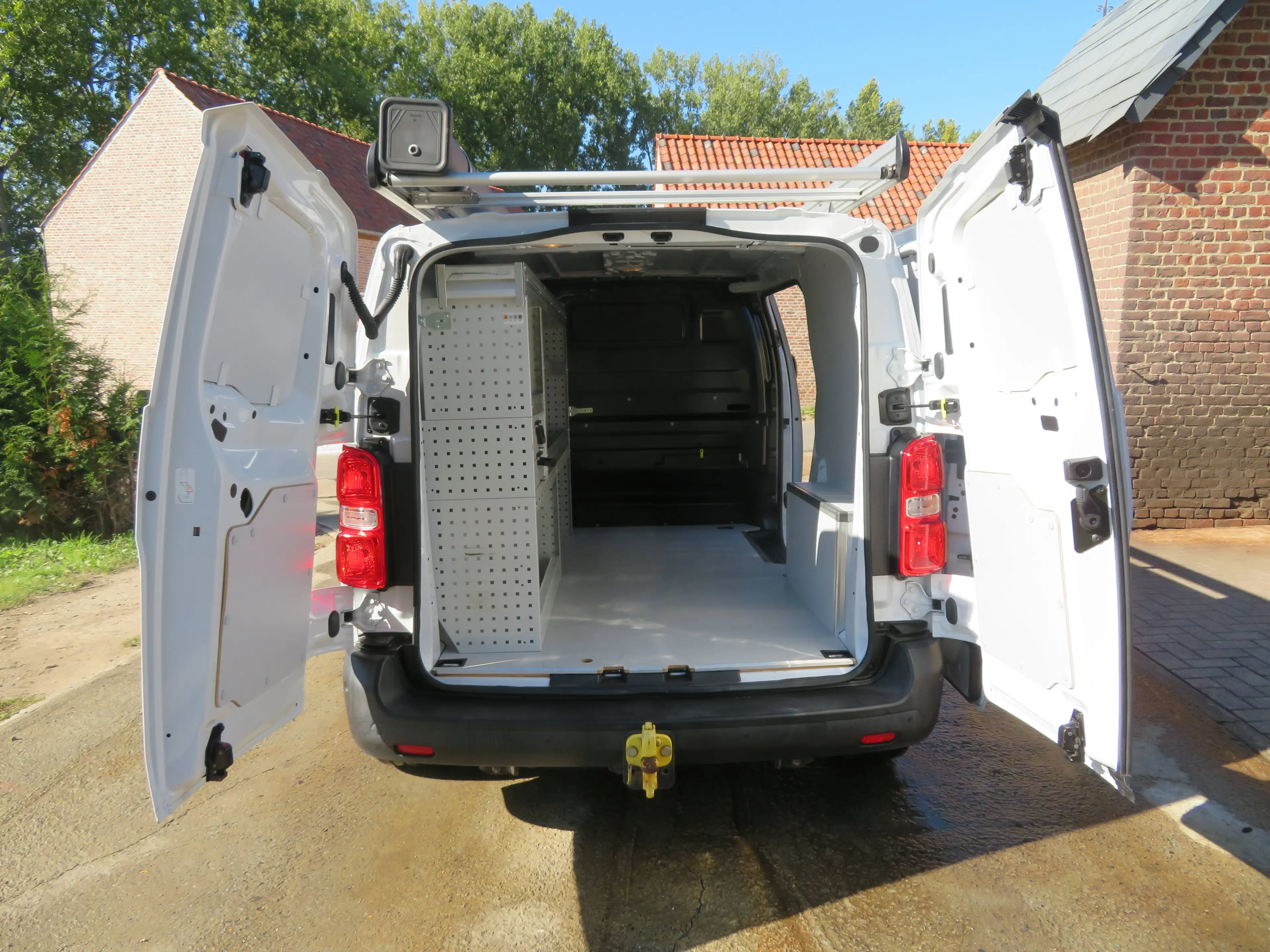 Peugeot Expert 2.0 BlueHDI - Dakdrager & ingericht - L2 — photo 10