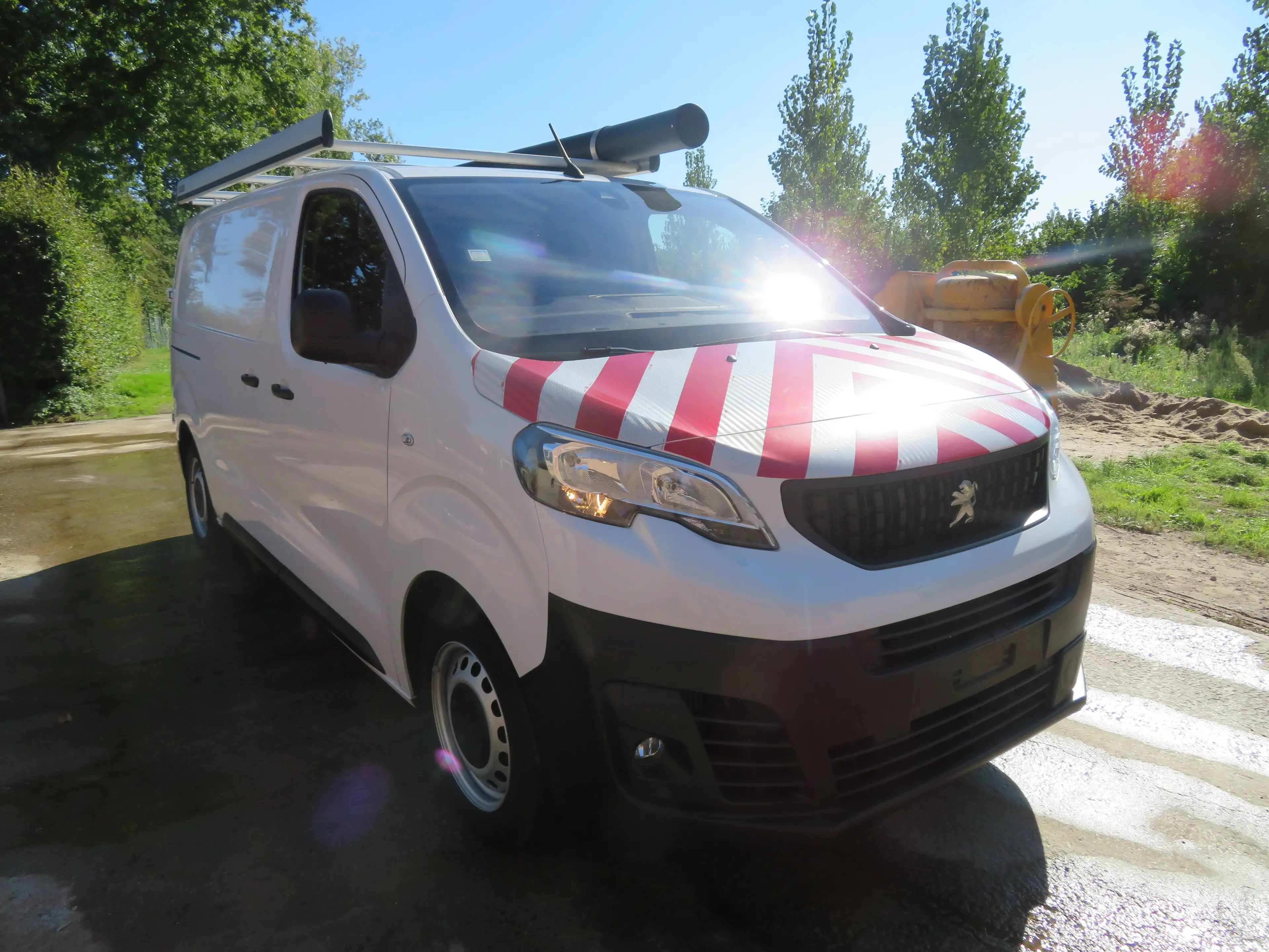 Peugeot Expert 2.0 BlueHDI - Dakdrager & ingericht - L2