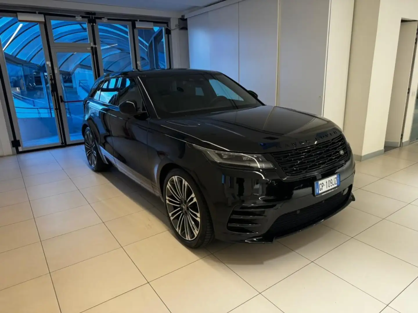 Land Rover Range Rover Velar 2.0 Si4 250 CV R-Dynamic SE Nero - 2