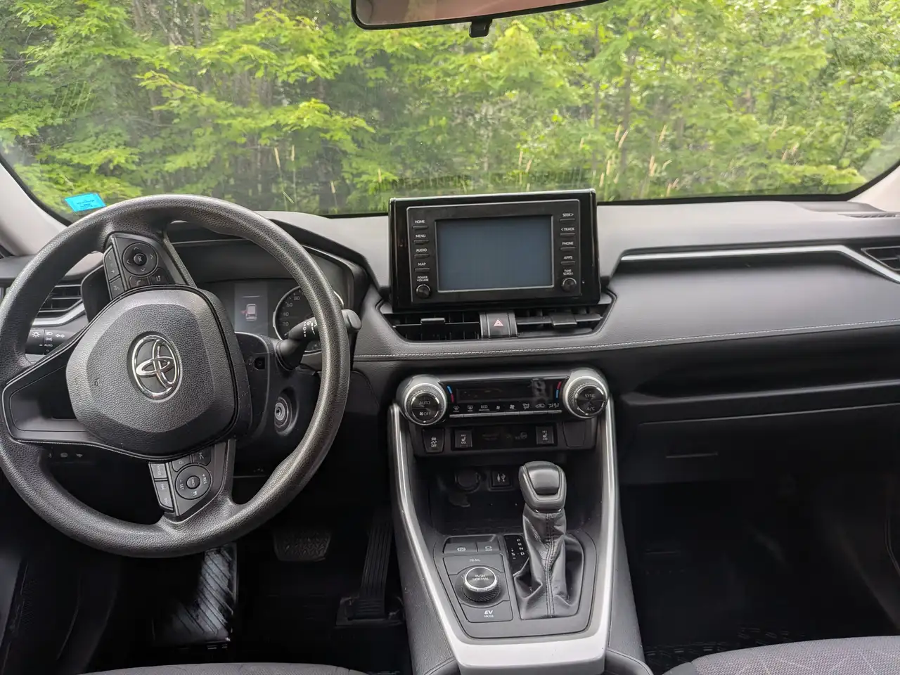 Toyota RAV 4 снимка Toyota RAV 4