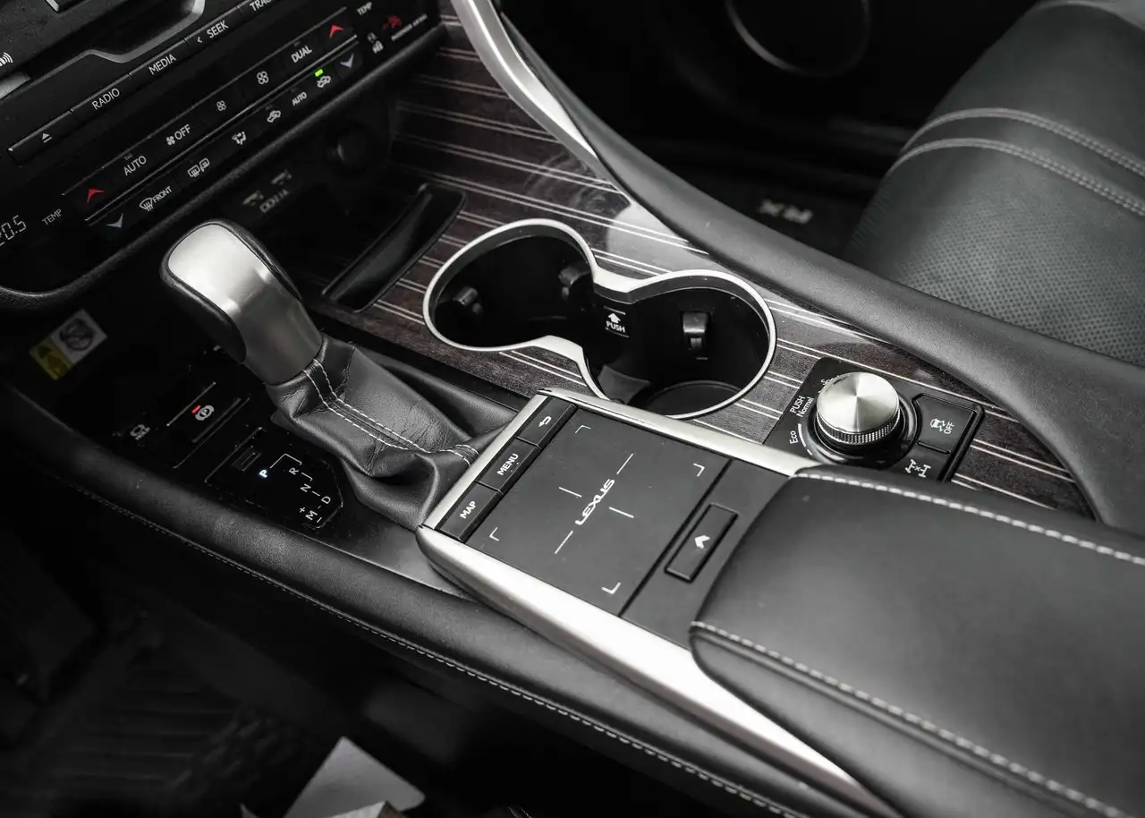 Lexus RX снимка Lexus RX